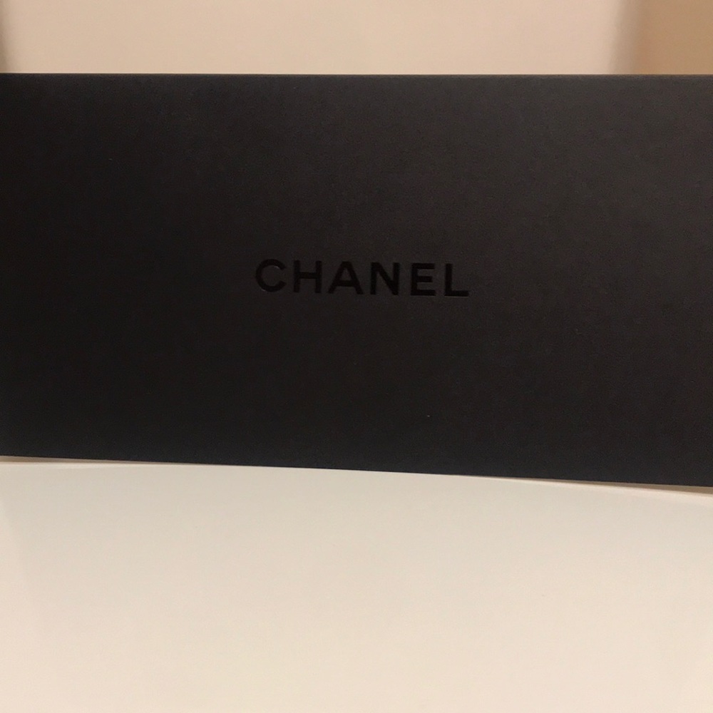 🌸NEW🌸 Chanel Black Envelopes